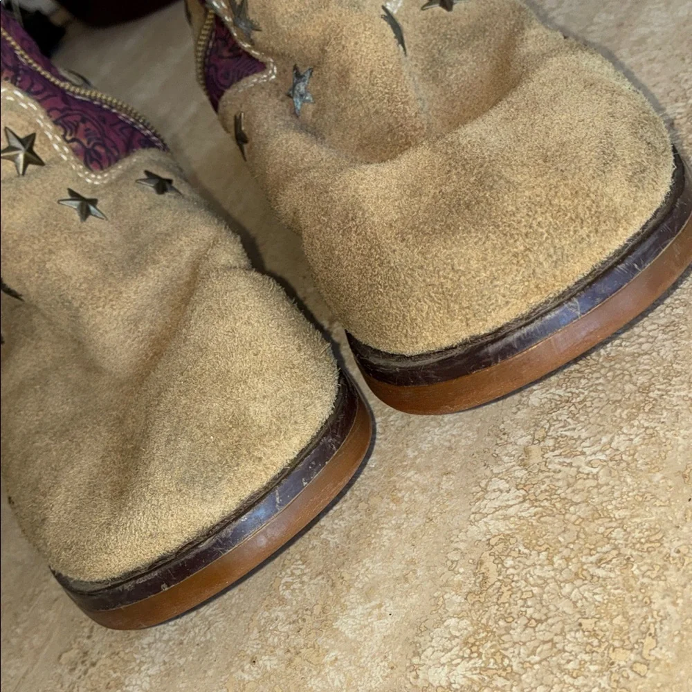 Ed Hardy Fleece Boots, women, 6 EUC Iconic Tattoo 